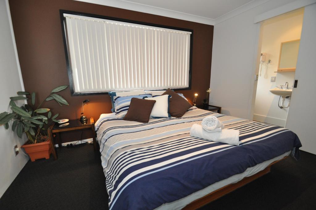 Beachfront Apartments Narooma Rum bild