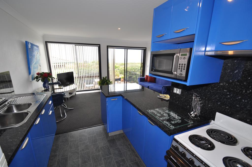 Beachfront Apartments Narooma Rum bild